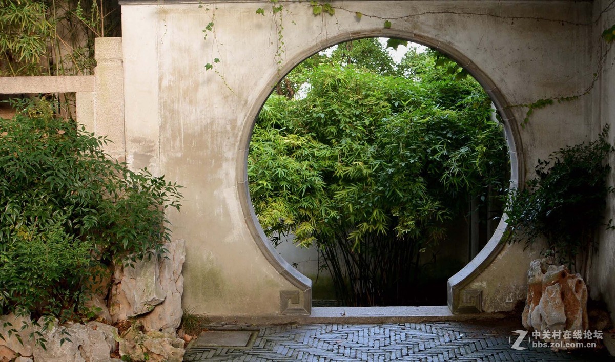 苏州园林月亮门