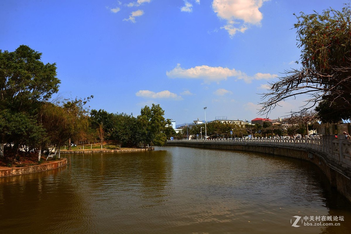 遊彩雲之南蒙自南湖公園