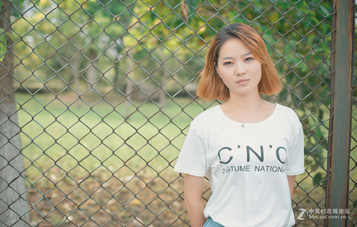 运动的女孩