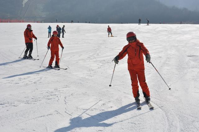 冬天撒欢儿哪里去 太白鳌山滑雪场