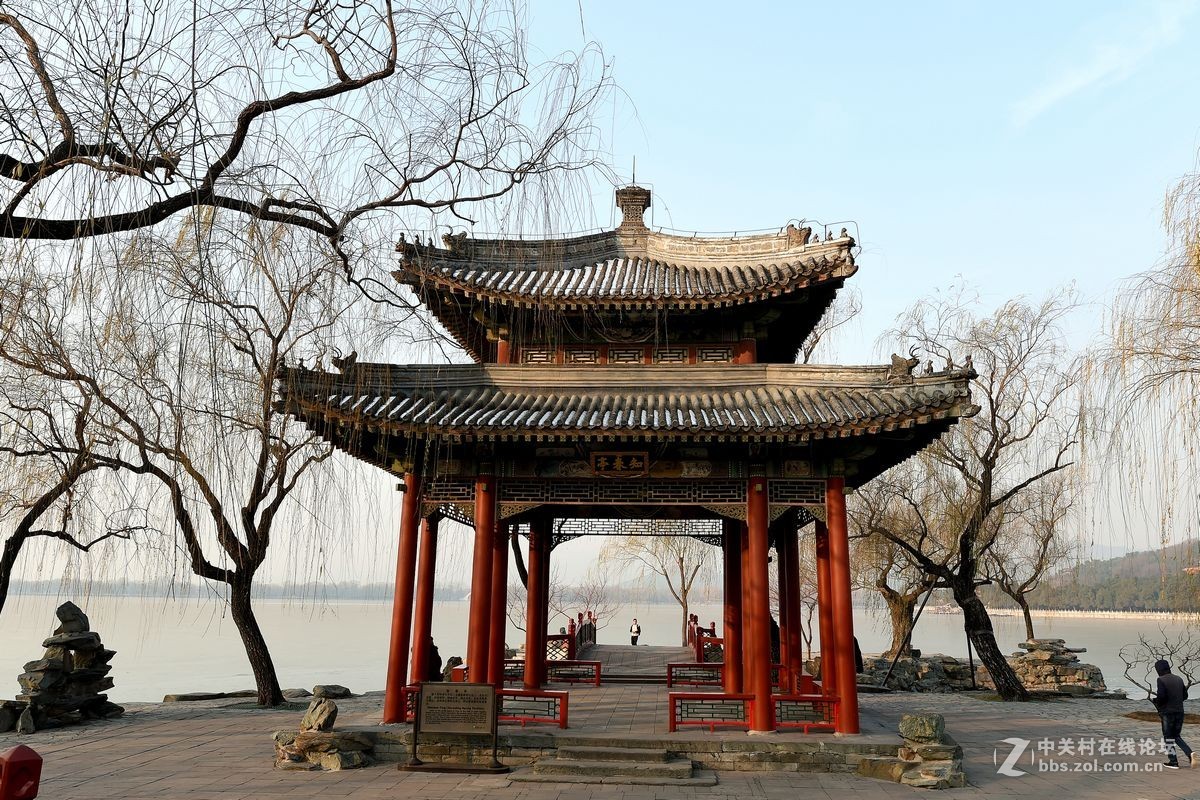 冬季颐和园知春亭