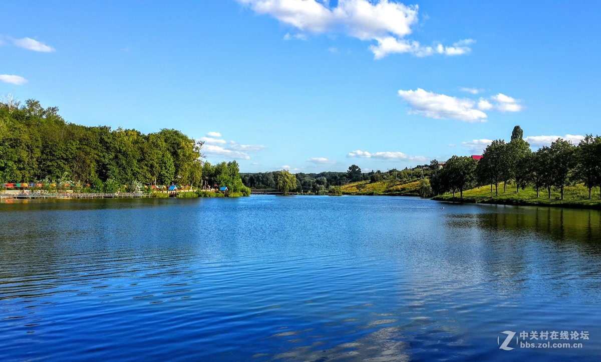 东欧小镇风光九盛夏午后河边走