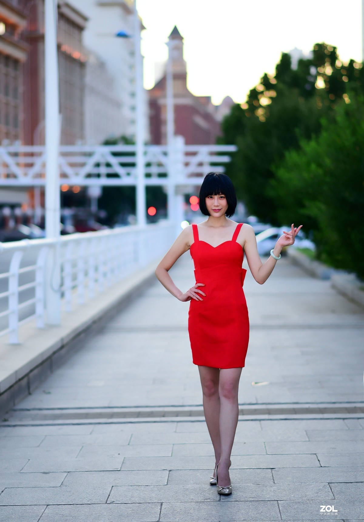 【群拍海河夜景美女人像习作】