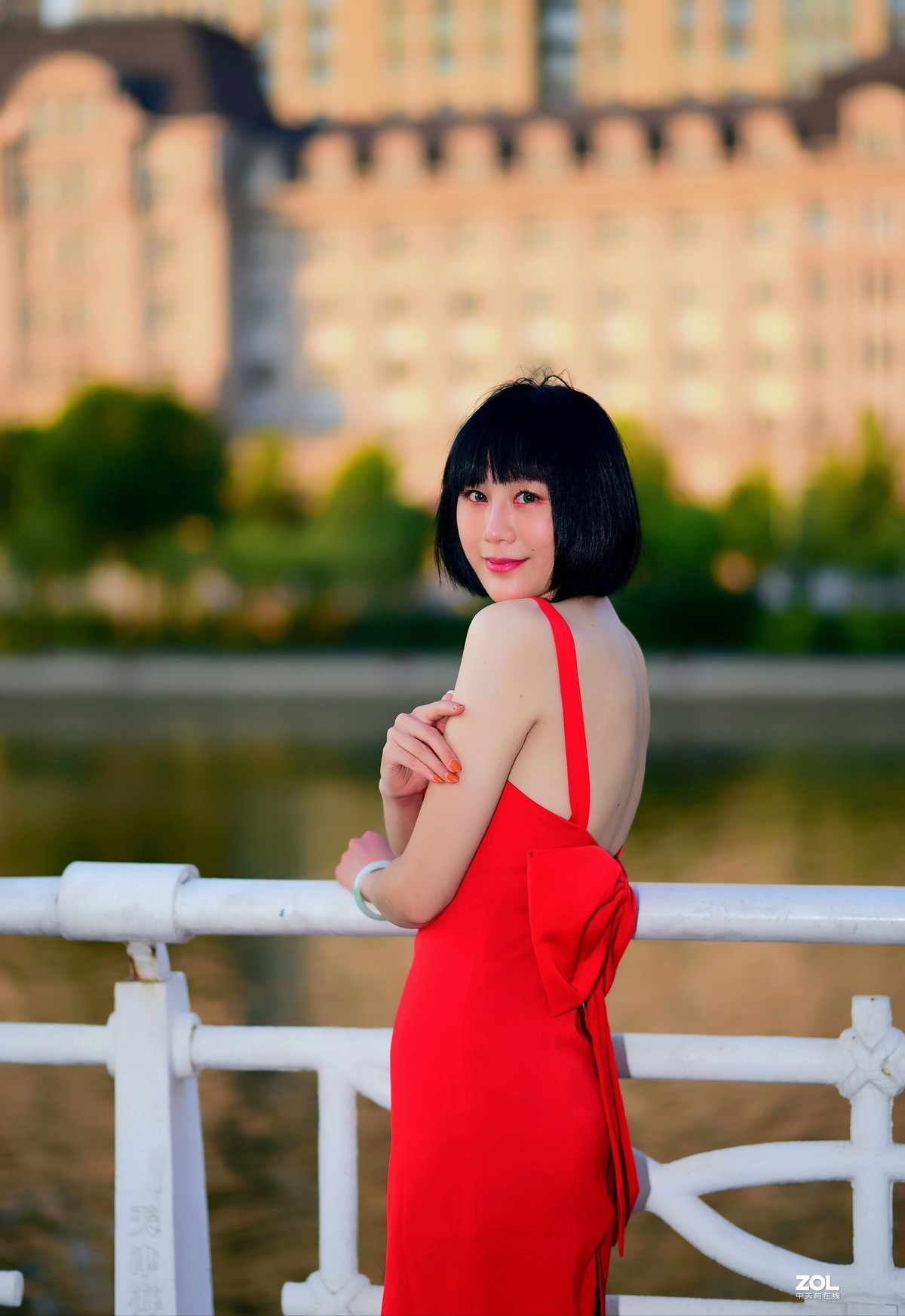 【群拍海河夜景美女人像习作】