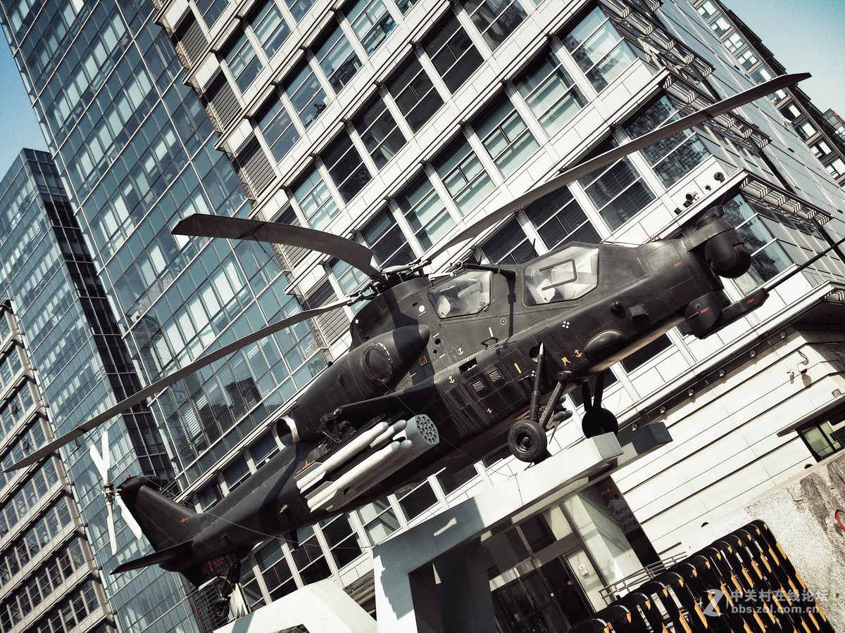 中航工业大楼的直十直升机标志