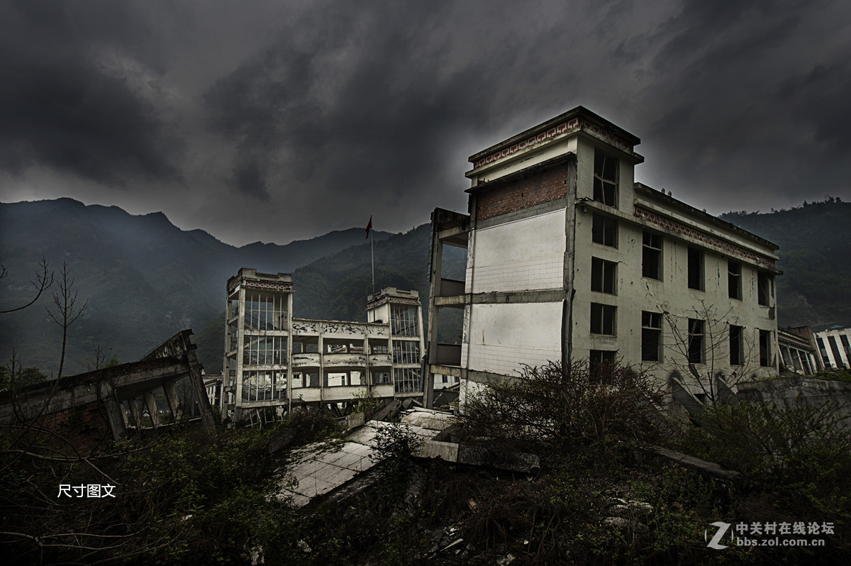 四川汶川漩口中学地震遗址8周年