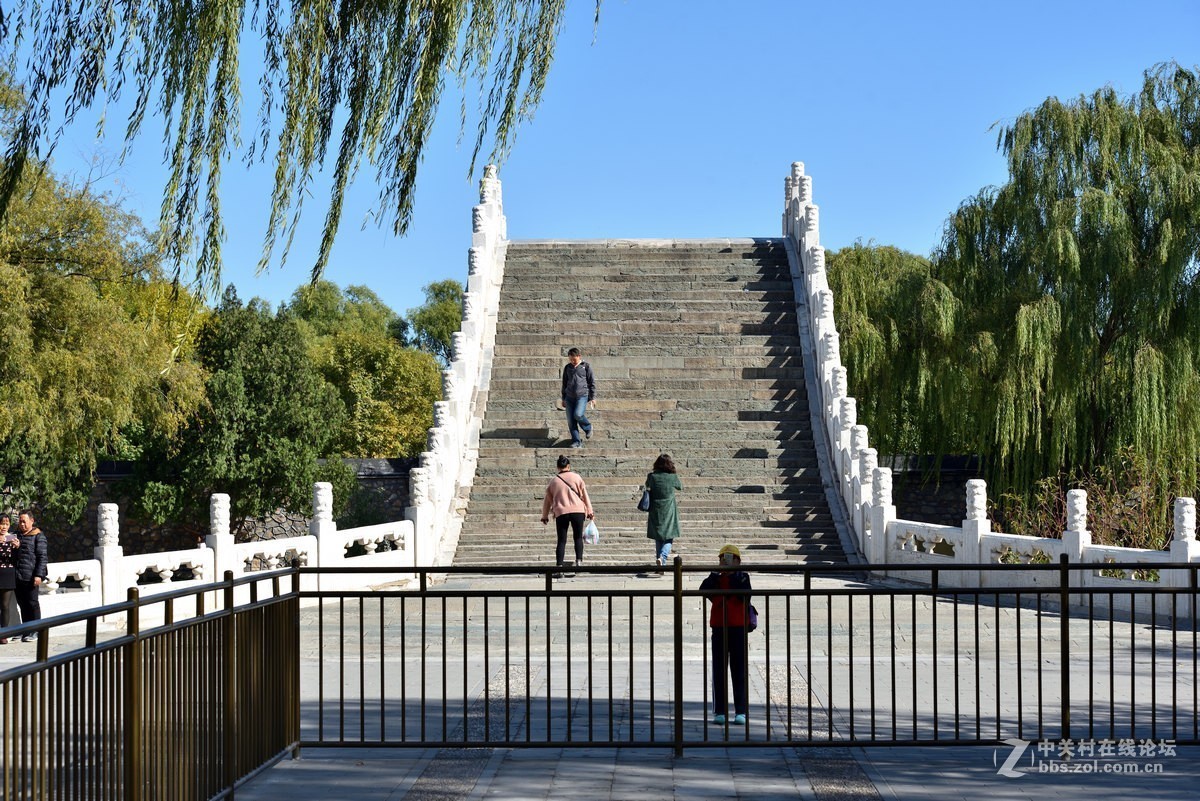 颐和园西堤秋色