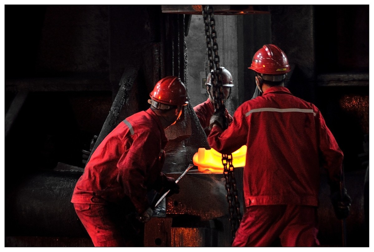 【嘿，咱们工人有力量】