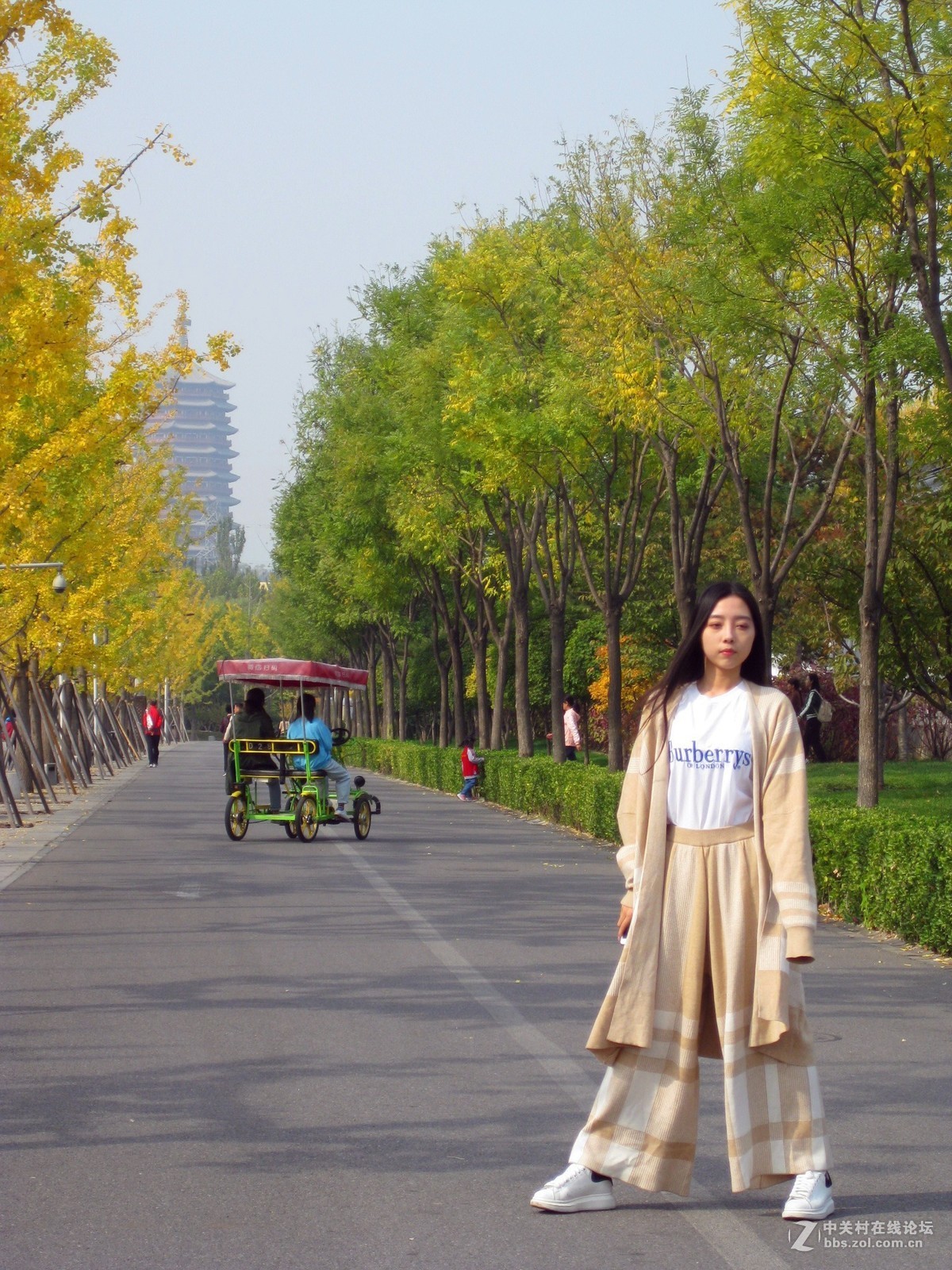 #佳能EOS R我的视角#园博园里拍美女