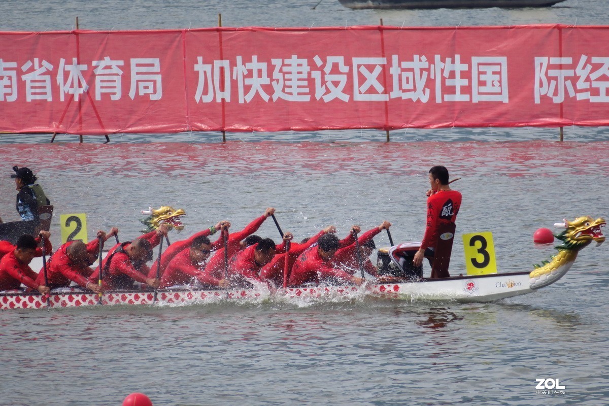 2019昆明滇池国际龙舟争霸赛的精彩瞬间