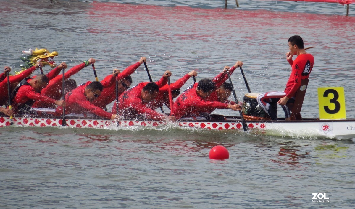 2019昆明滇池国际龙舟争霸赛的精彩瞬间