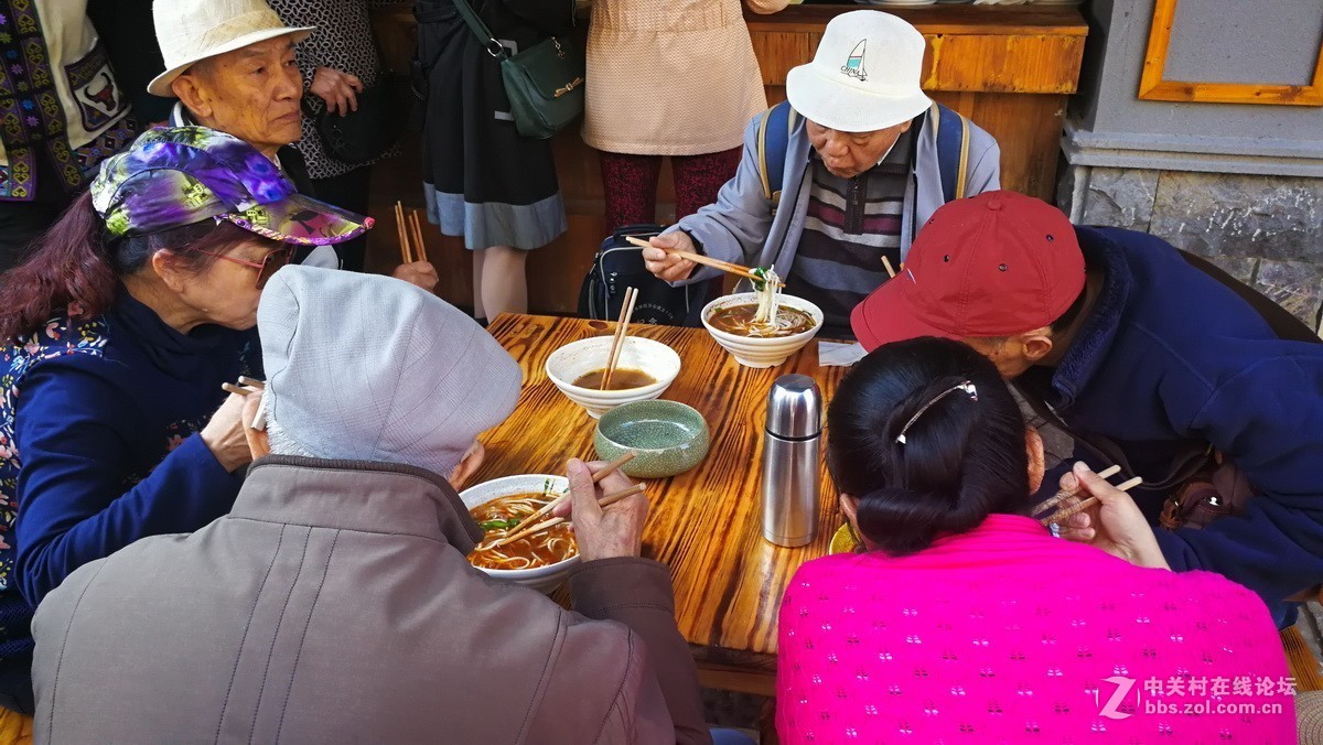 手机拍摄--逛茶马花街，品味云南小吃