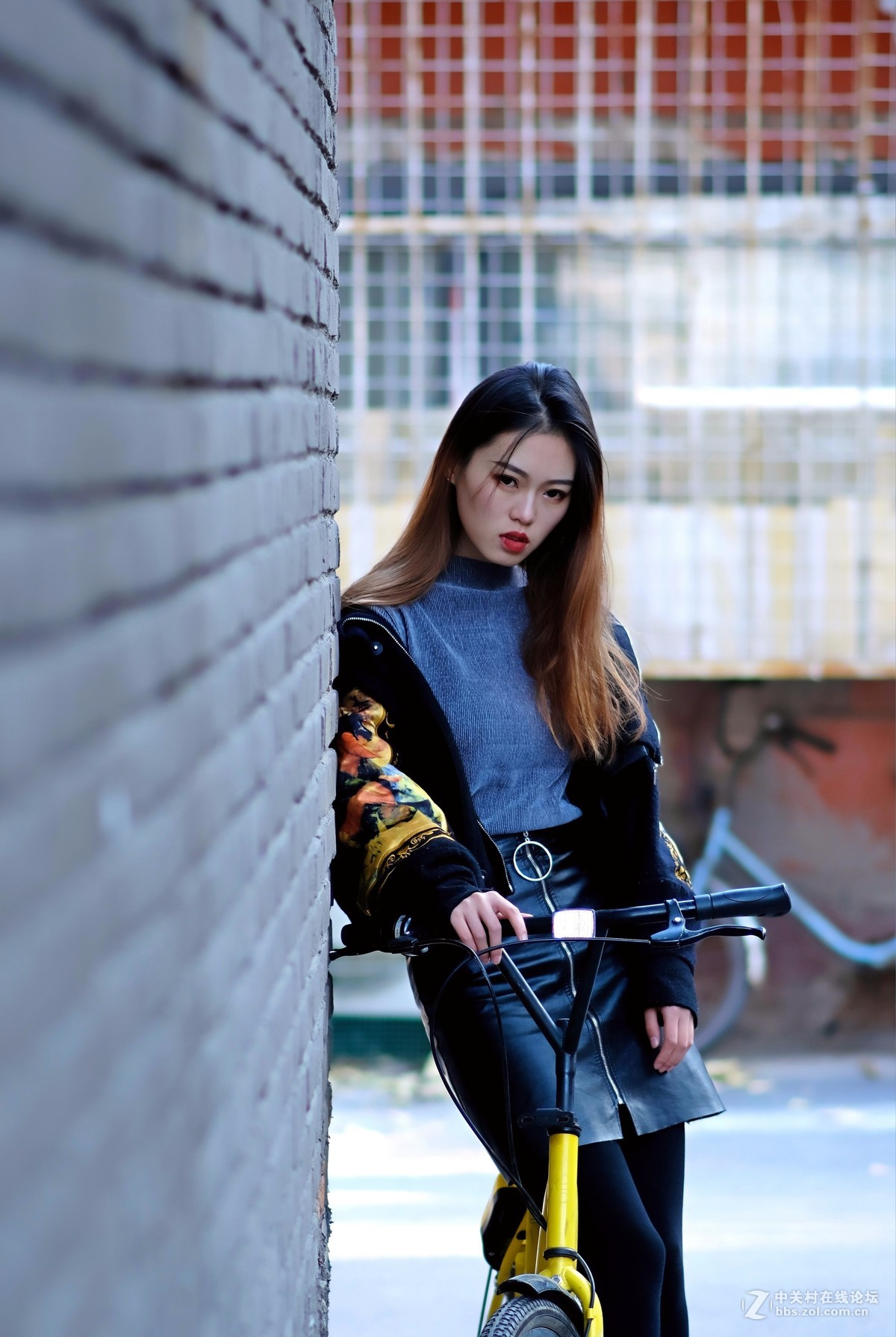 【群拍民园体育场美女人像习作】