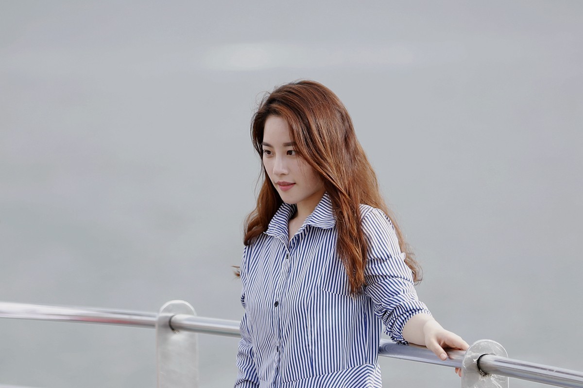 鏡頭在這呢.看過來!