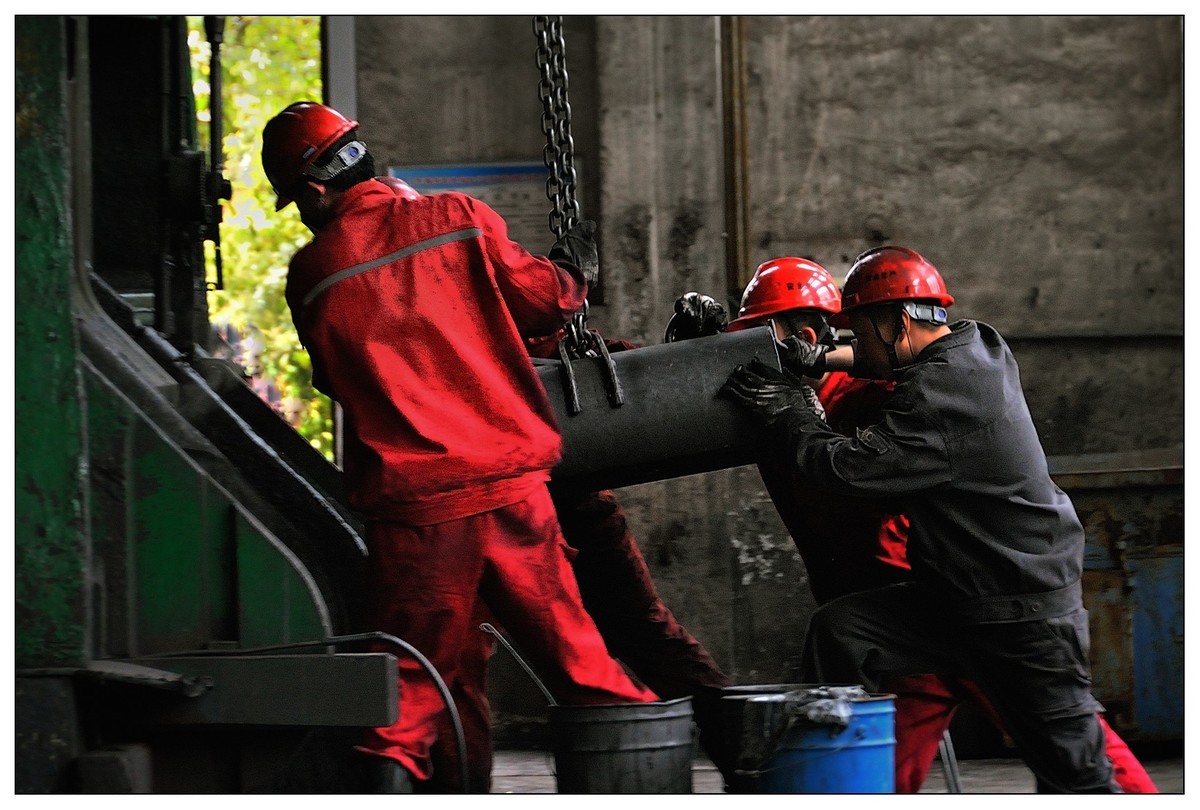 【嘿，咱们工人有力量】