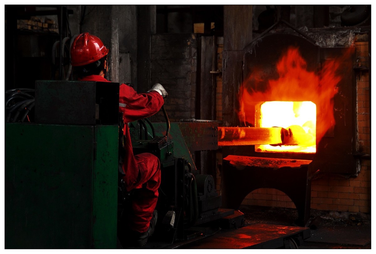 【嘿，咱们工人有力量】