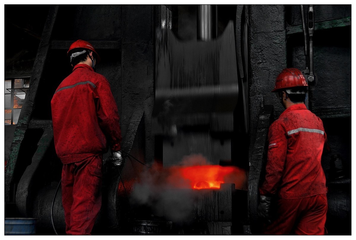 【嘿，咱们工人有力量】