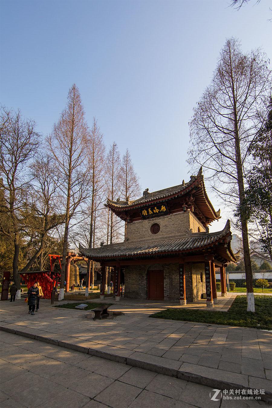 冬日里的西安小雁塔