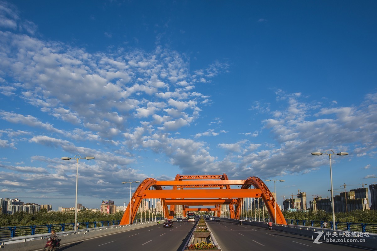 临汾汾河彩虹桥风光