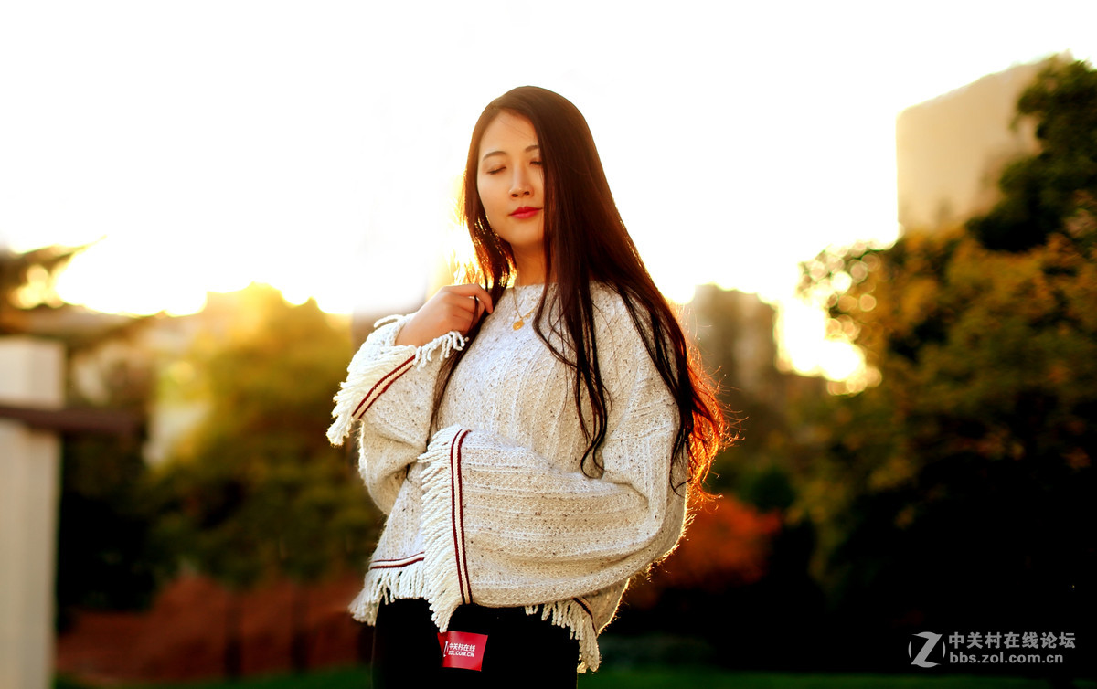 #2015MissChinajoy摄影大赛#《正是落叶时》。