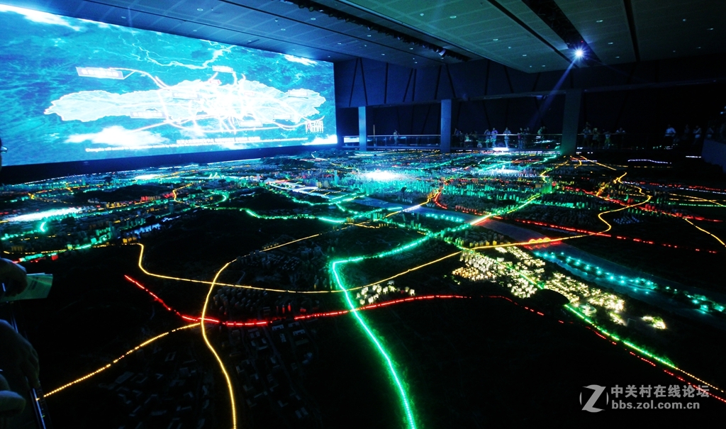 沙盘中的全景长沙