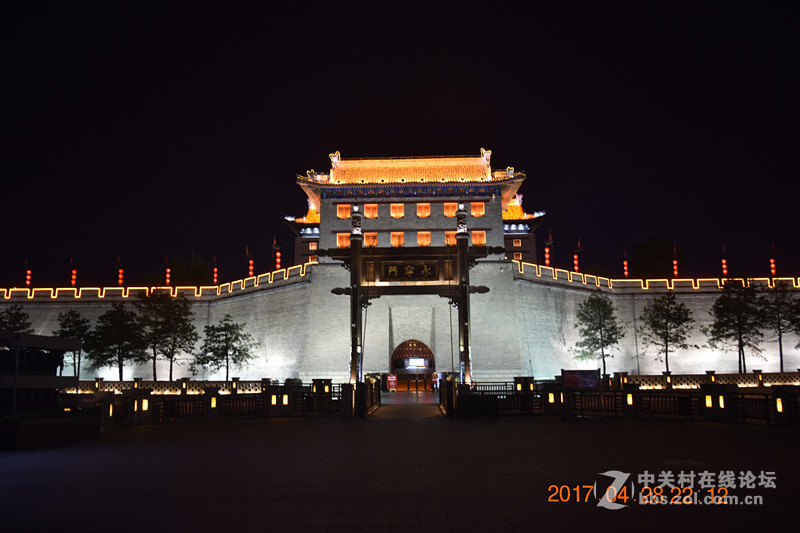 西安古城的夜景