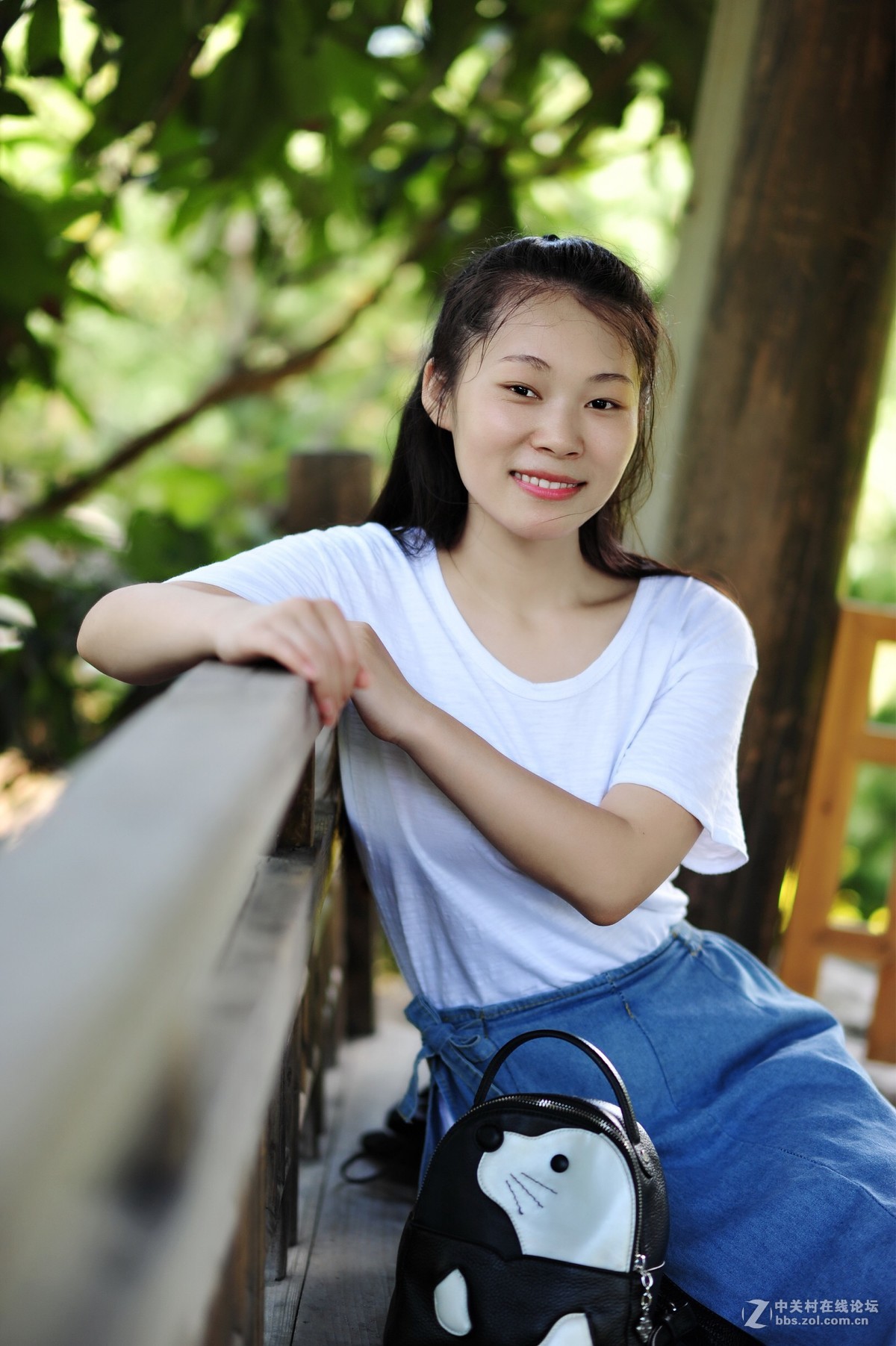刚买的镜头，美女试镜 尼康d700+85mm 1.8g 镜头