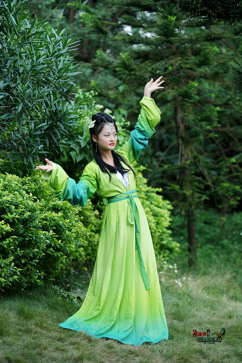 海珠湖汉服少女嘉莉