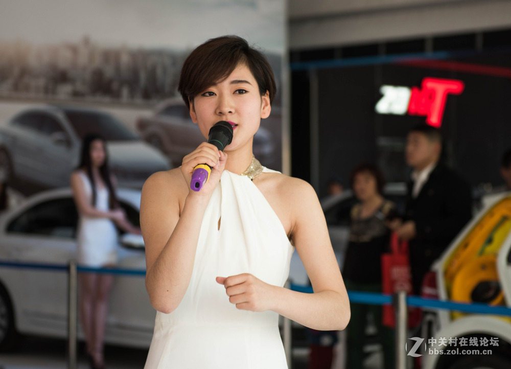 济宁鸟巢车展美女车模4.15