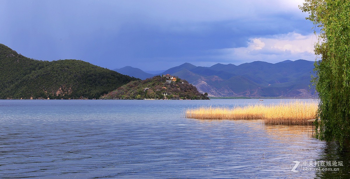 静静的泸沽湖