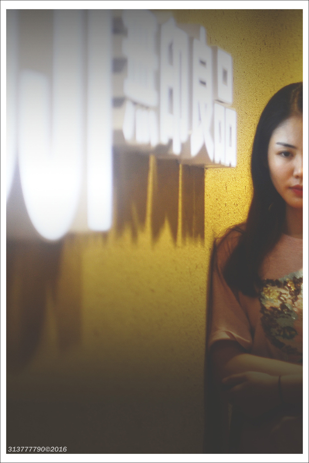 【左边视觉】9月街拍『八羽怪』一座城市再喧闹 没你便是空城