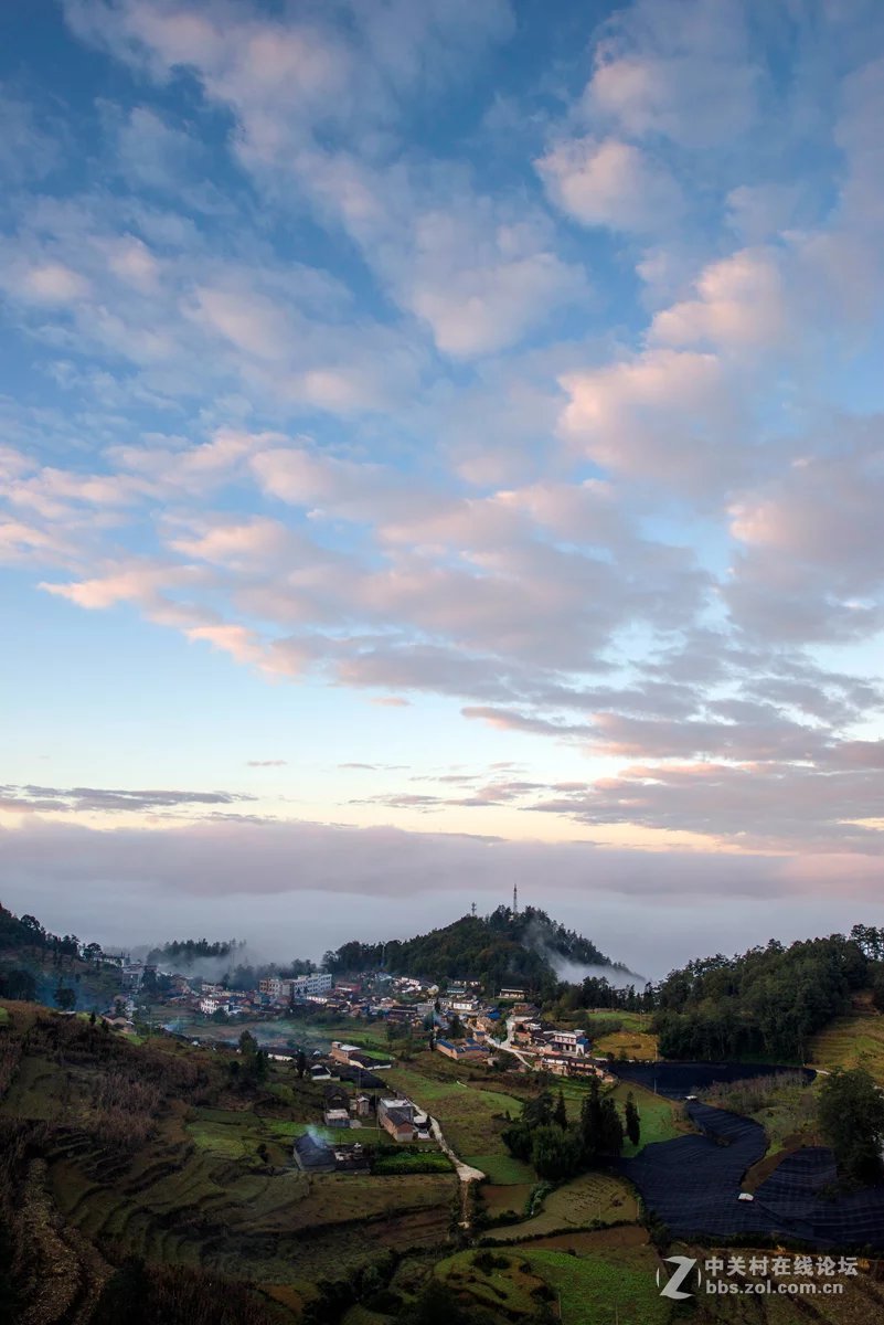 此景只应天上有，人间哪得几回见