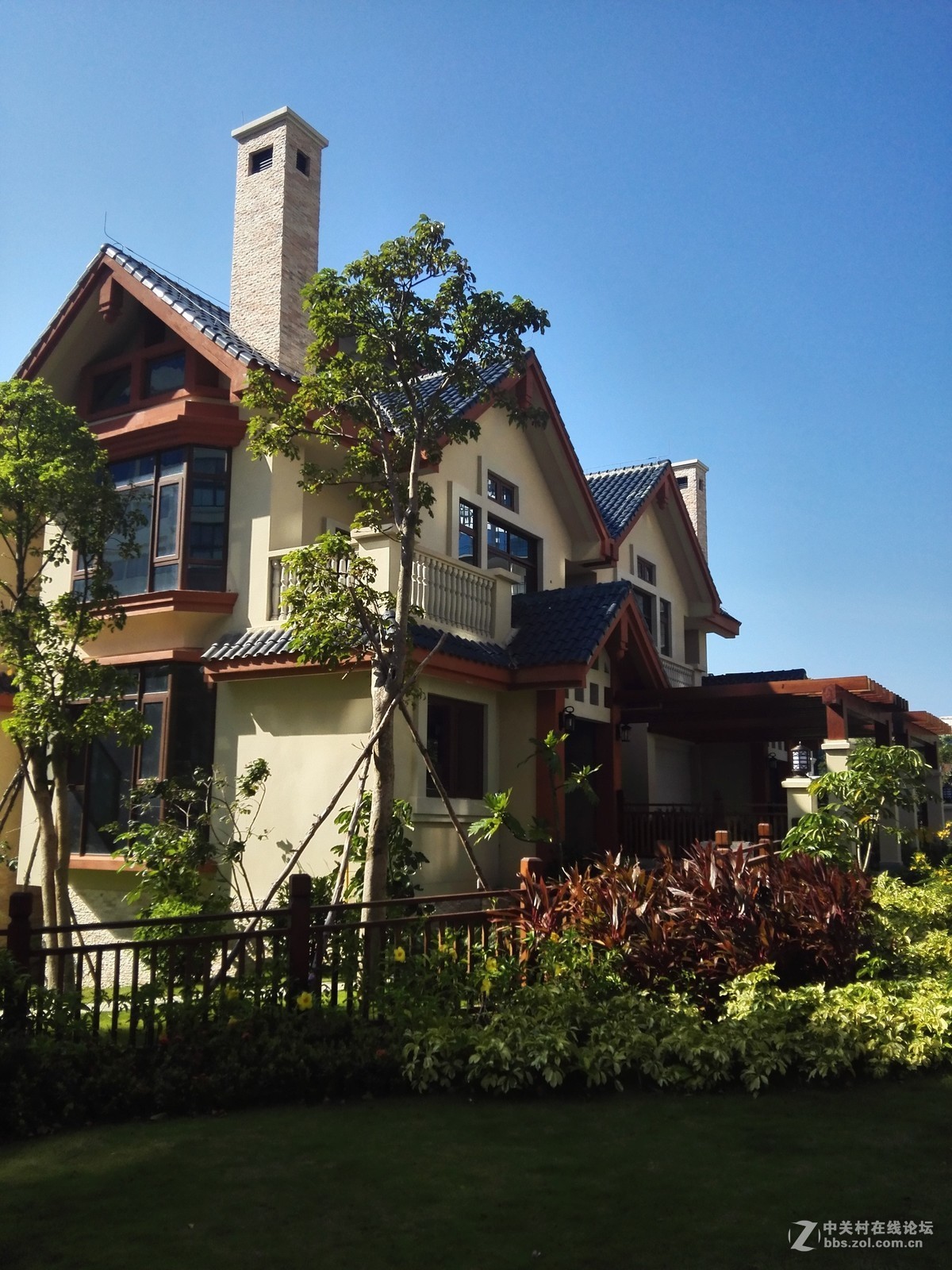 这建筑风格不错，挺喜欢的