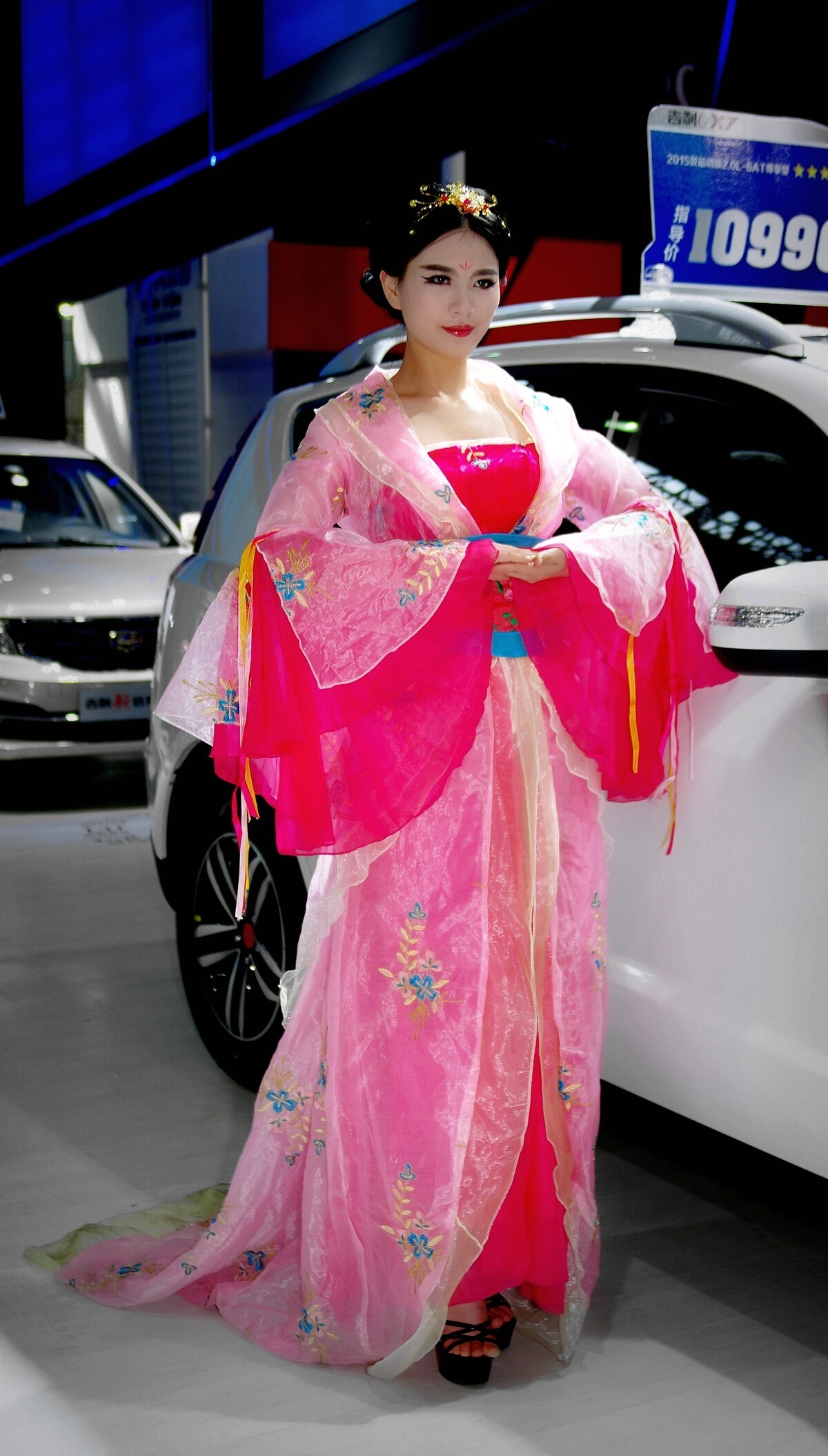 金秋国庆，车模美女！