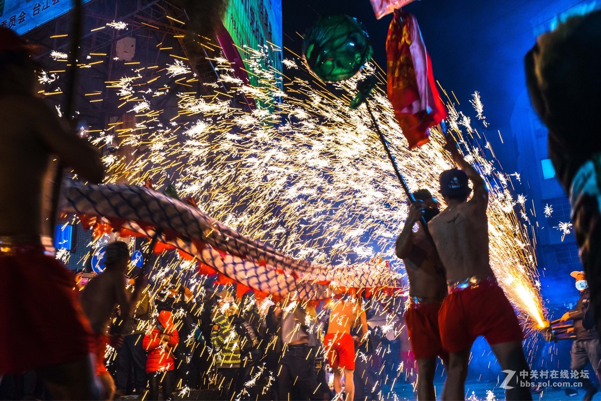 舞龙嘘花台江2016