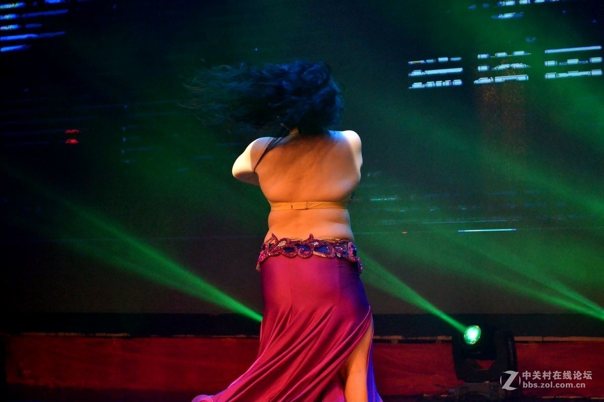 “瑞塔国际舞馆”汇报演出——独舞（一）