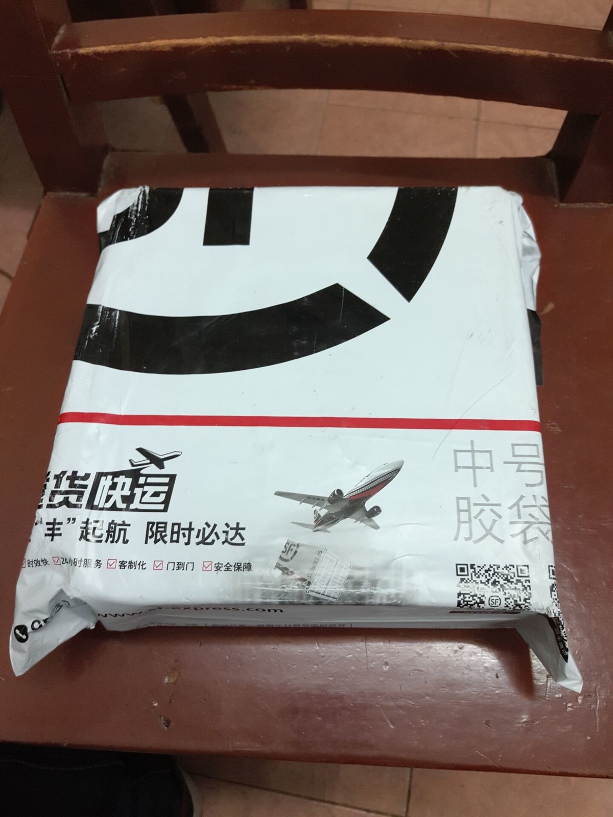 魅族魅蓝E2 全网通变形金刚版开箱