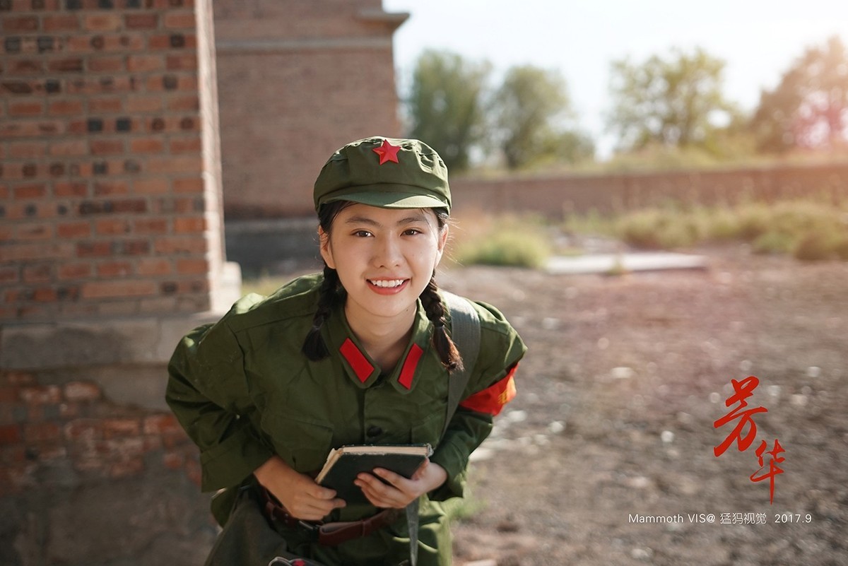 入手一年多，A6300拍的杂片。