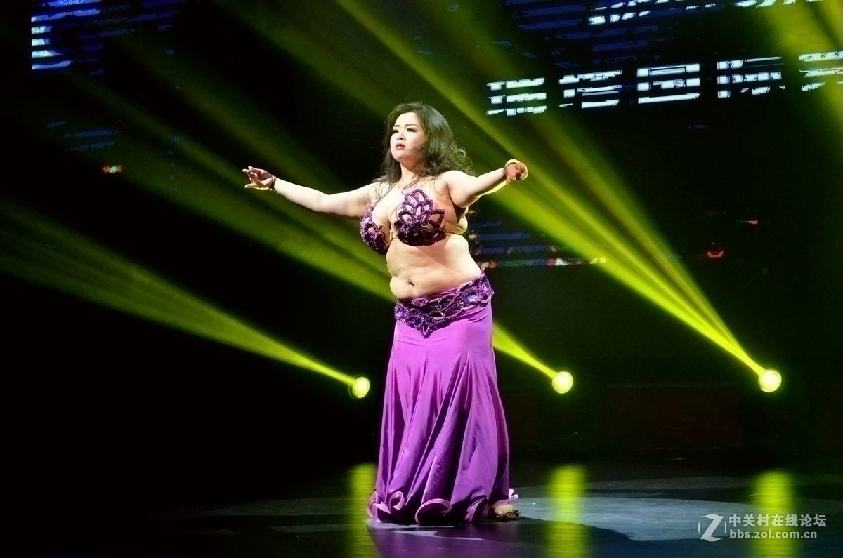 “瑞塔国际舞馆”汇报演出——独舞（一）