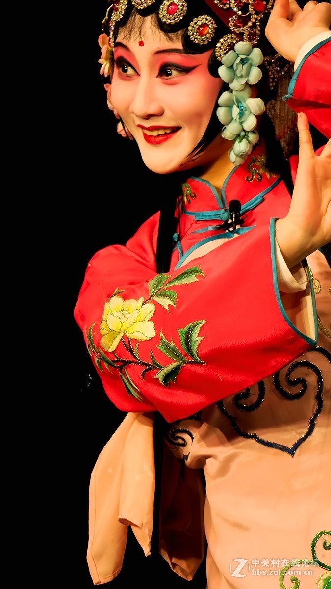 汉剧《拾玉镯》角色人物抓拍---花旦玉娇和彩旦刘妈-中关村在线摄影论坛
