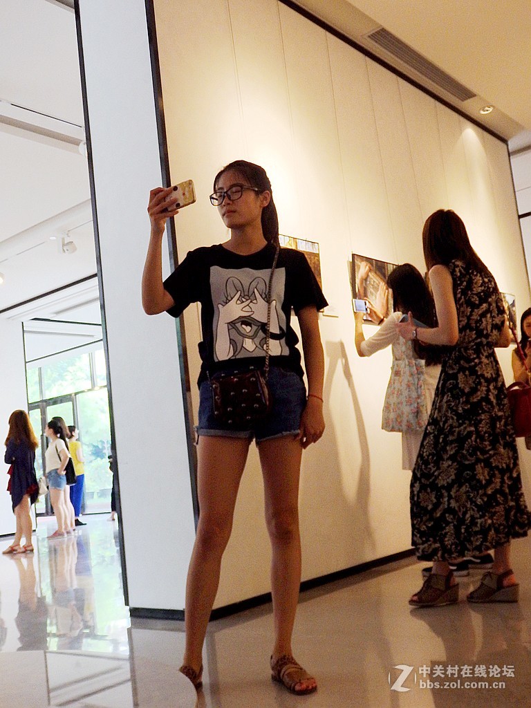 江一燕子摄影展============