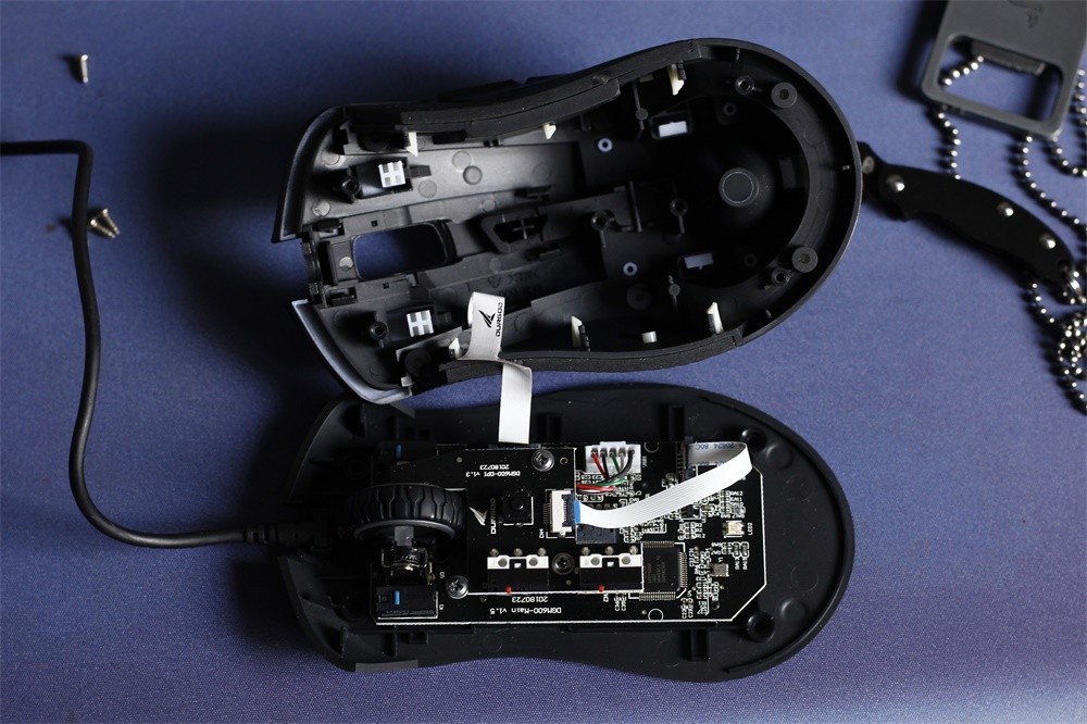 【單擺出品】杜伽LEO 600 RGB 鼠标评测