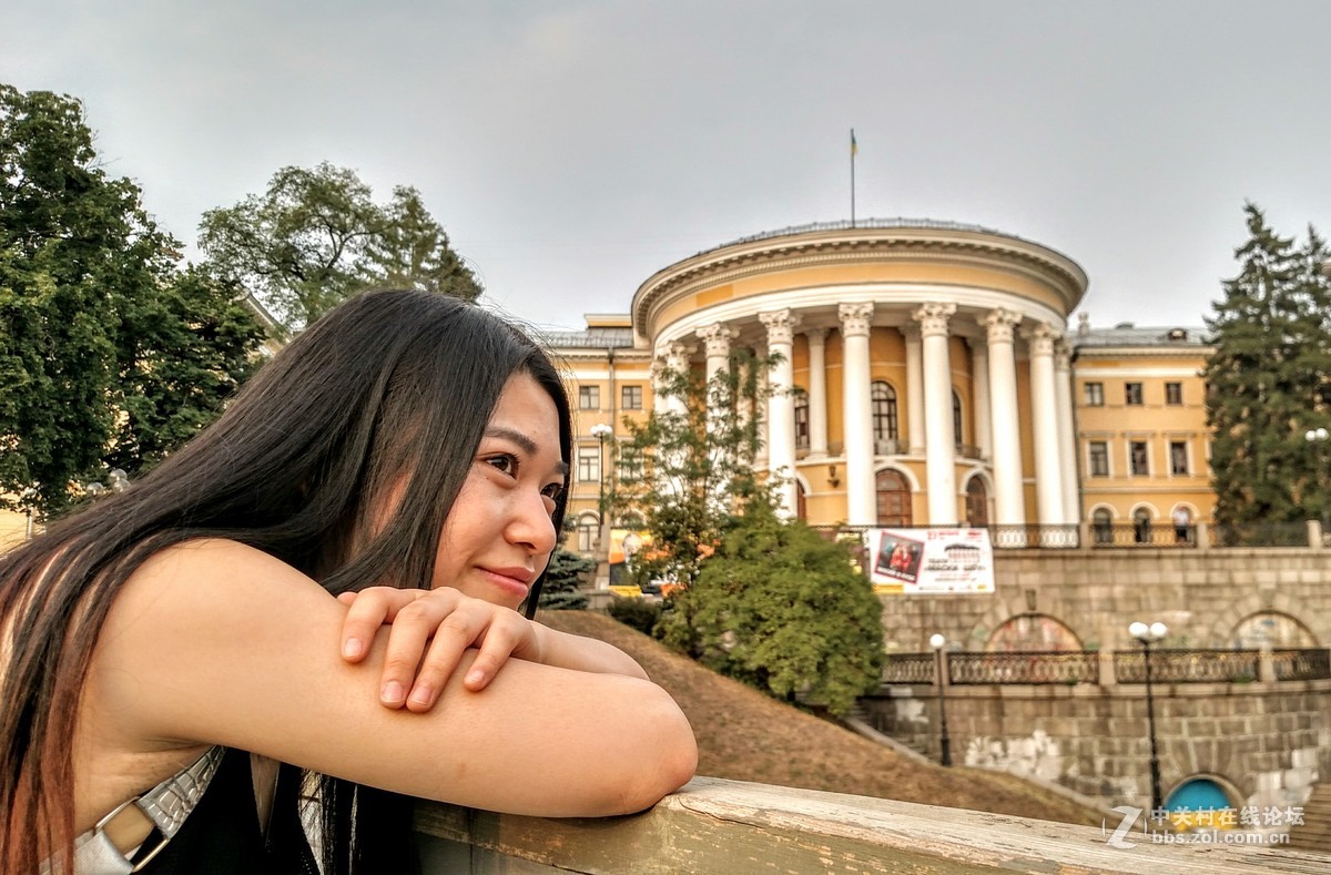 夏末东欧拍摄土家女孩