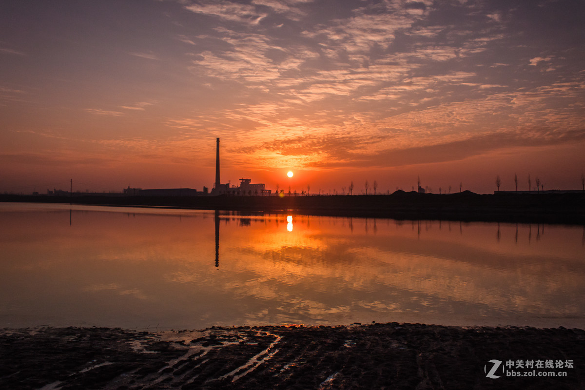 一组掘作【日出东方】---求指教