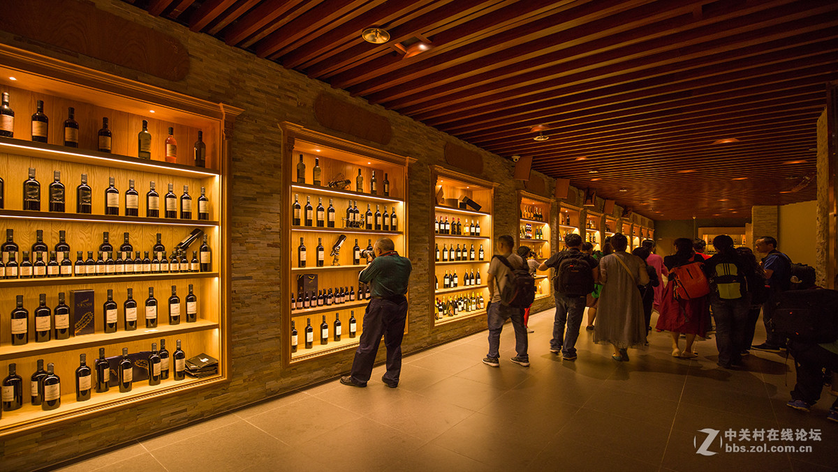 保税区酒窖