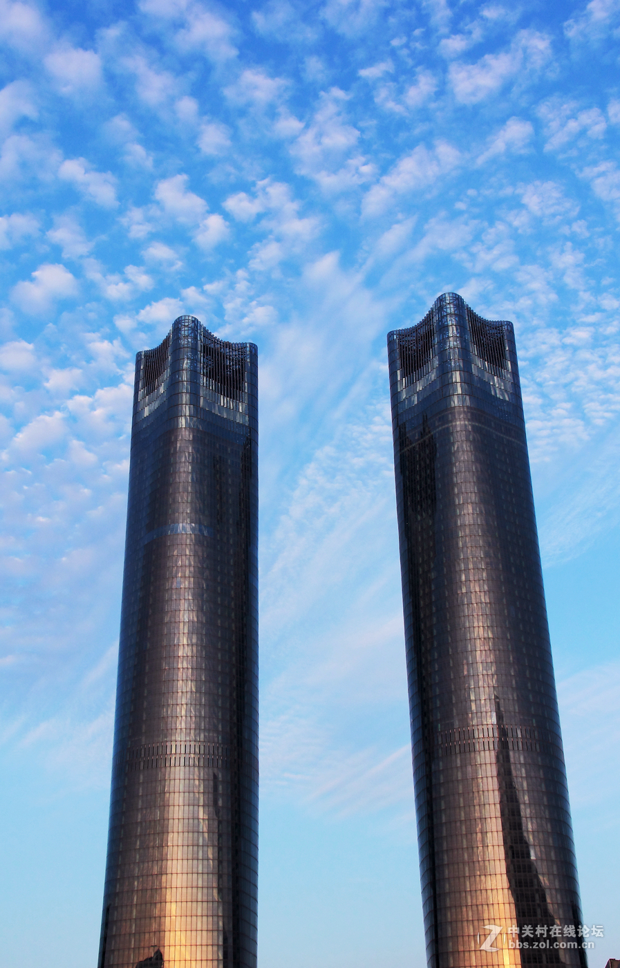 江西南昌最高楼303米双子塔.-中关村在线摄影论坛