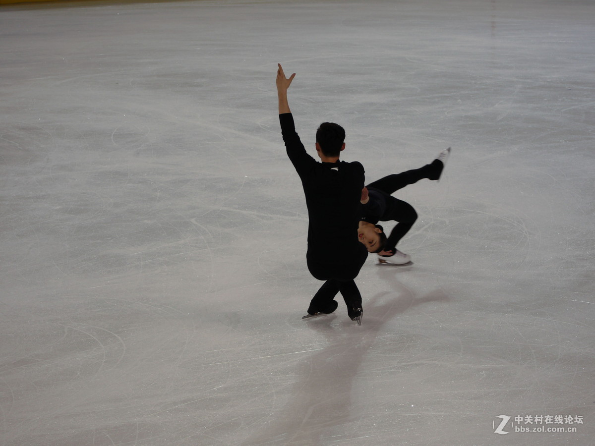 冬运会之四：花样滑冰练习