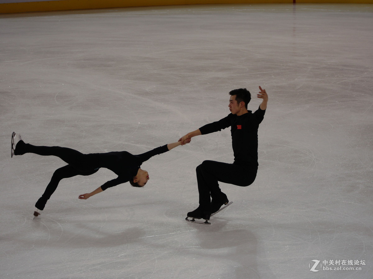 冬运会之四：花样滑冰练习