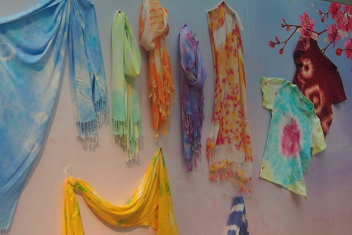 《裕华园丁 独具匠心—裕华区中小学社团专家工作室作品展》