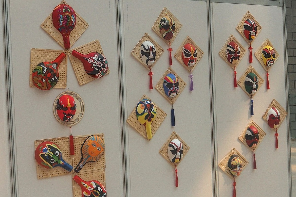 《裕华园丁 独具匠心—裕华区中小学社团专家工作室作品展》